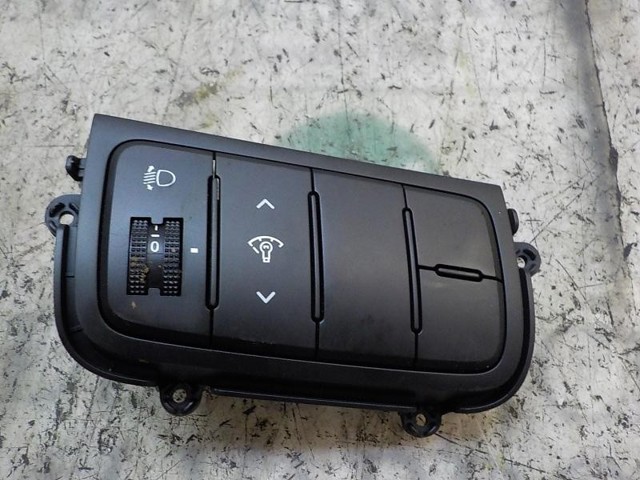 93300A2100WK Hyundai/Kia