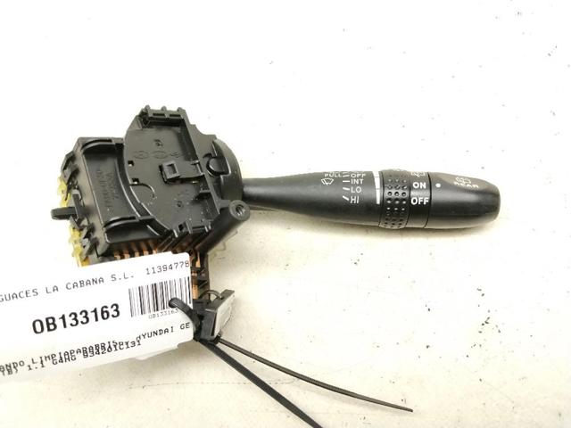 Comutador direito instalado na coluna da direção 934201C131 HYUNDAI
