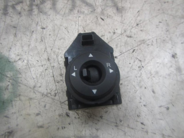 935601H000 Hyundai/Kia