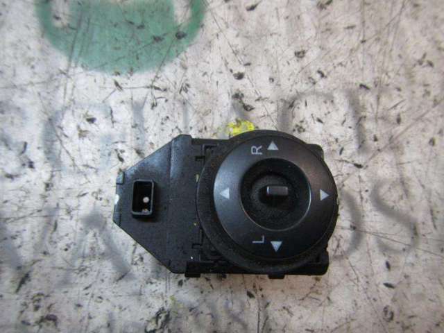 935601H000 Hyundai/Kia