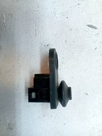 935601M500 Hyundai/Kia