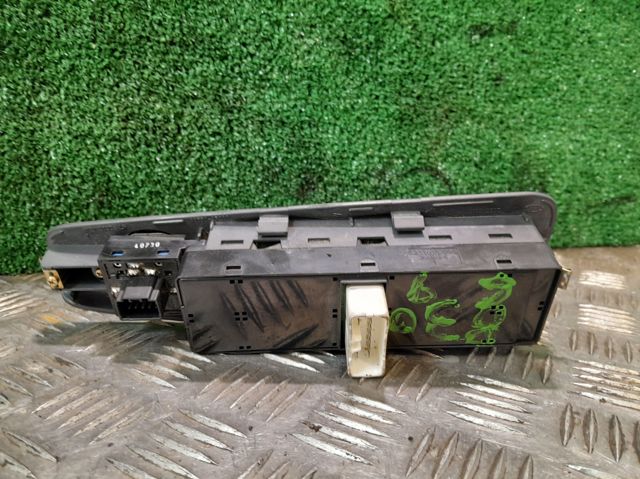 935702F200 Hyundai/Kia
