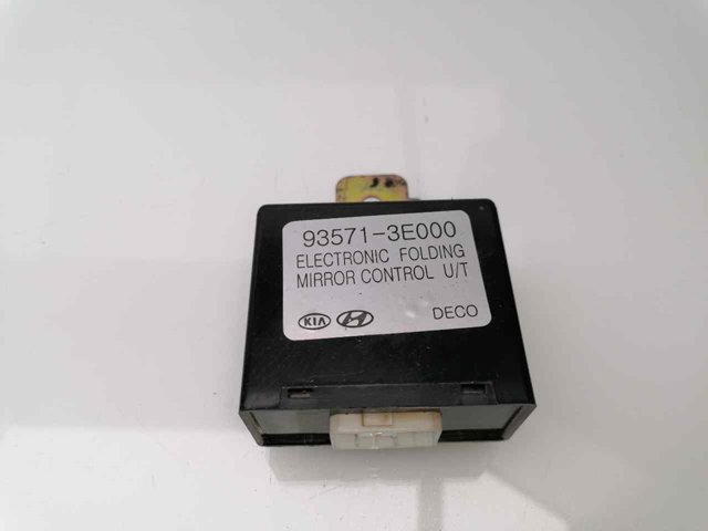 935713E000 Hyundai/Kia