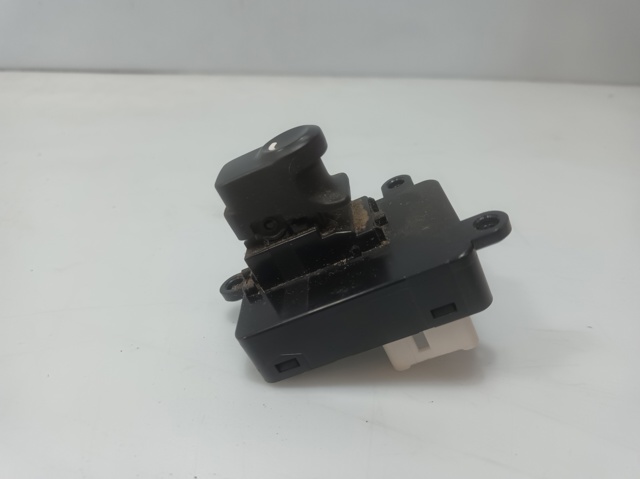 935752L011 Hyundai/Kia