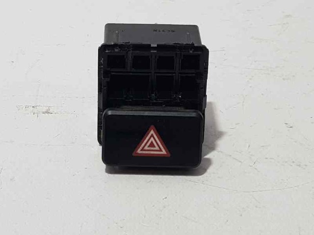 Botão de ativação do sinal de emergência 937901W000 HYUNDAI