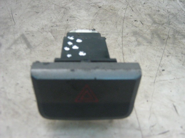 9379025000 Hyundai/Kia