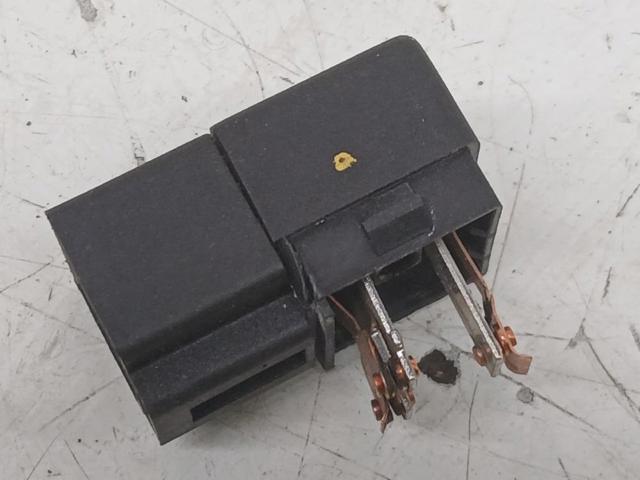 Sensor de ativação do sinal de parada 938103K000 HYUNDAI
