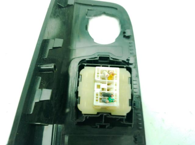 Mecanismo de acionamento de vidro da porta dianteira esquerda 93867658 OPEL