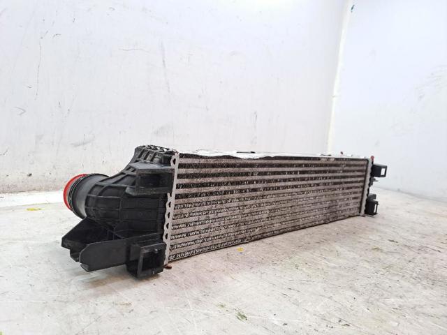 Radiador de intercooler 93868350 OPEL