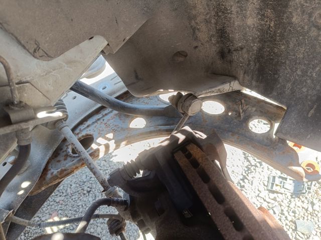 Braço oscilante inferior direito de suspensão dianteira 93868599 OPEL