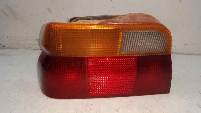Lanterna traseira esquerda 93AG13A603BB FORD