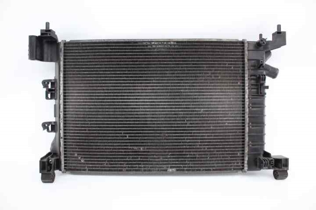Radiador de esfriamento de motor 94516938 GM