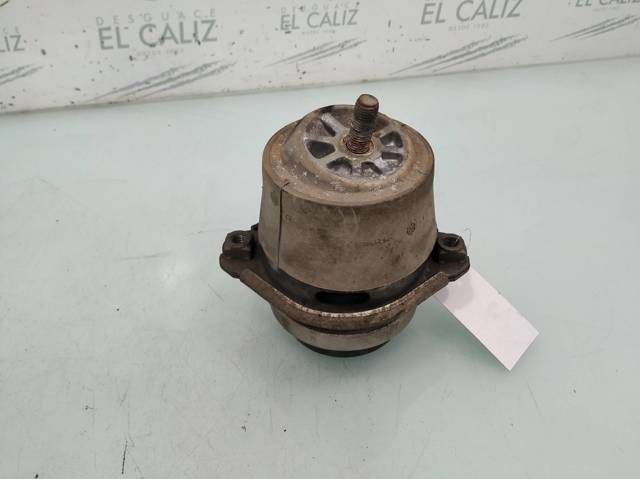 Coxim (suporte) esquerdo de motor 94837504901 PORSCHE