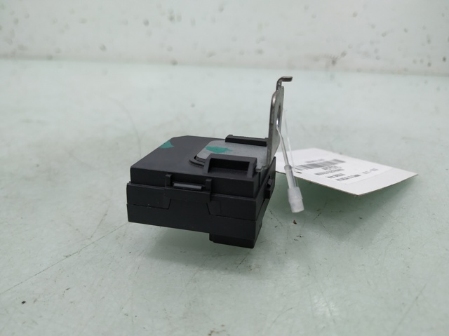 954202L700 Hyundai/Kia