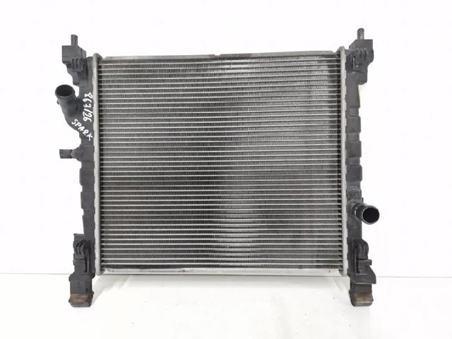 Radiador de esfriamento de motor 95423942 GM