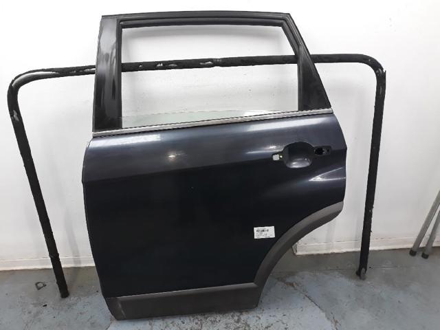 Porta traseira esquerda 95460132 GM