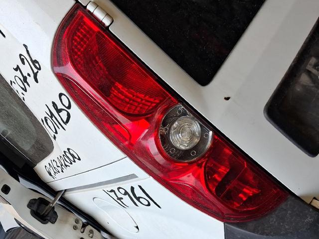 Lanterna traseira esquerda 95513787 OPEL