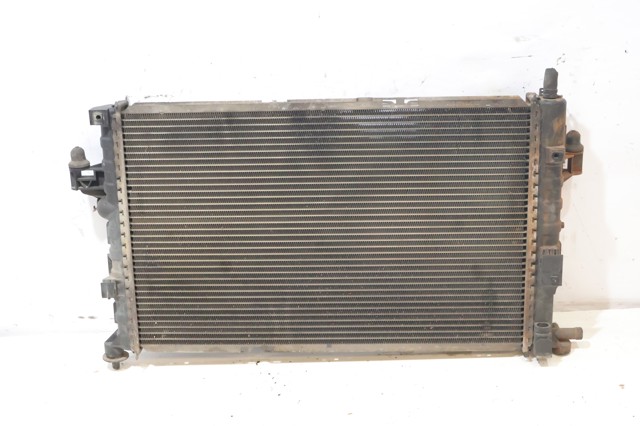 Radiador de esfriamento de motor 95513832 OPEL