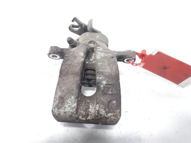 Suporte do freio traseiro direito 95517075 OPEL