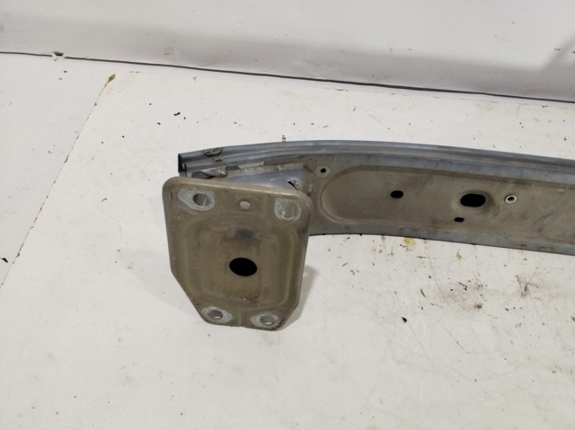 Reforçador do pára-choque dianteiro 95519540 OPEL