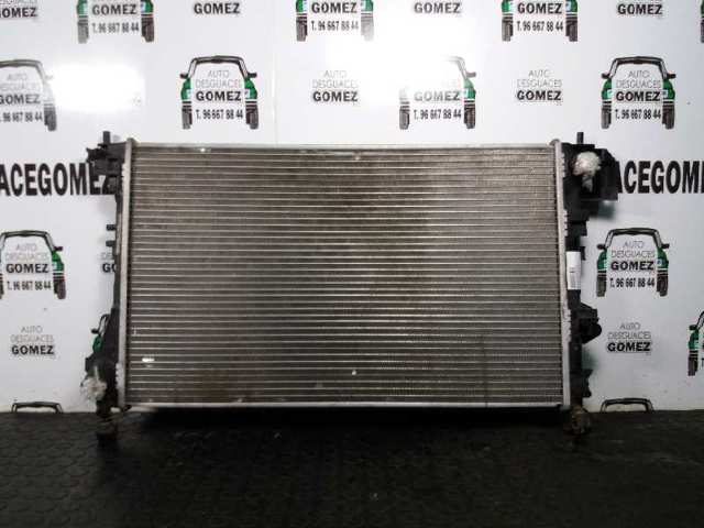 Radiador de esfriamento de motor 95524868 OPEL