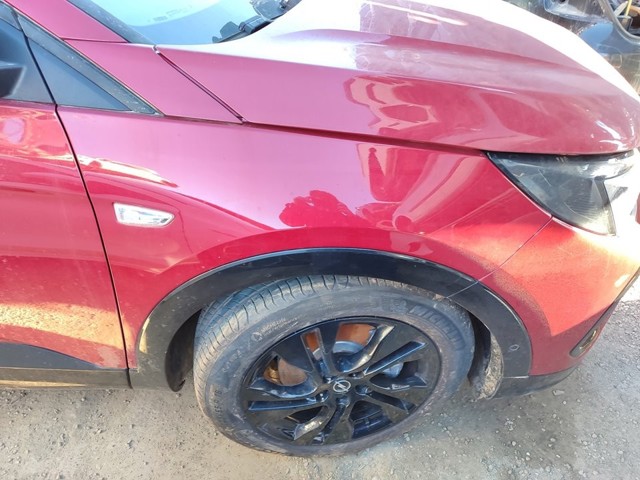 Pára-lama dianteiro direito 95525664 OPEL