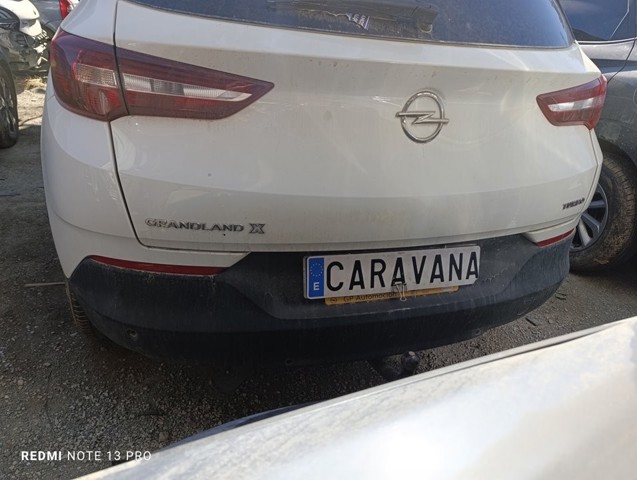 Pára-choque traseiro 95525779 OPEL