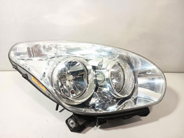 Consola (adaptador) de fixação da luz dianteira esquerda 95526867 OPEL