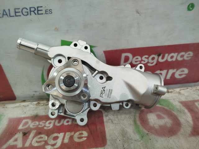 Bomba de água (bomba) de esfriamento 95531269 OPEL