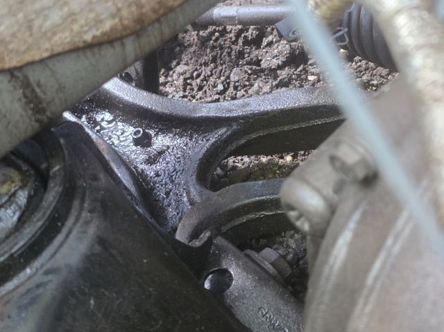 Braço oscilante inferior direito de suspensão dianteira 95534101861 PORSCHE