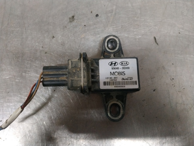 956403E000 Hyundai/Kia