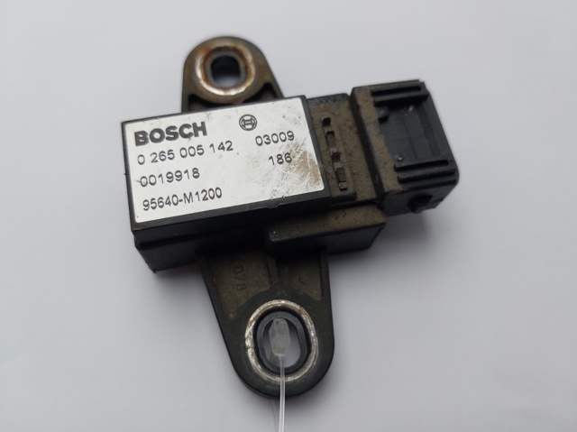 95640M1200 Hyundai/Kia