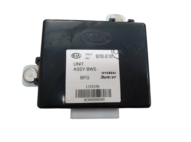 957003E100 Hyundai/Kia