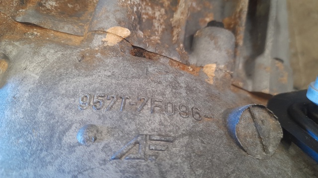 Caixa de Mudança montada (caixa mecânica de velocidades) 957T7F096 FORD