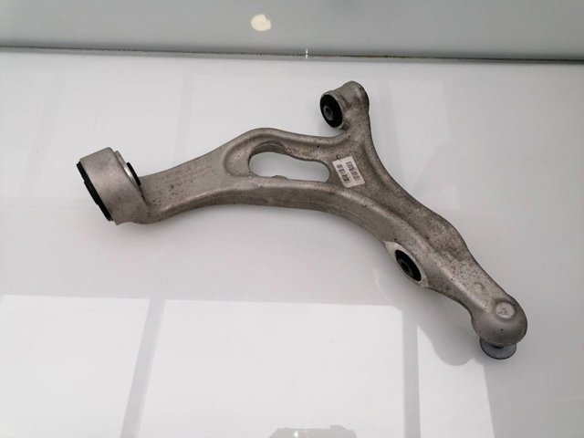 Braço oscilante inferior esquerdo de suspensão dianteira 95834105401 PORSCHE