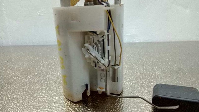 Módulo de bomba de combustível com sensor do nível de combustível 95949345 GM