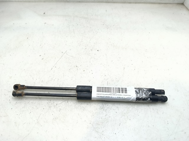 Amortecedor de tampa de porta-malas (de 3ª/5ª porta traseira) para Chevrolet Spark (Matiz) M300