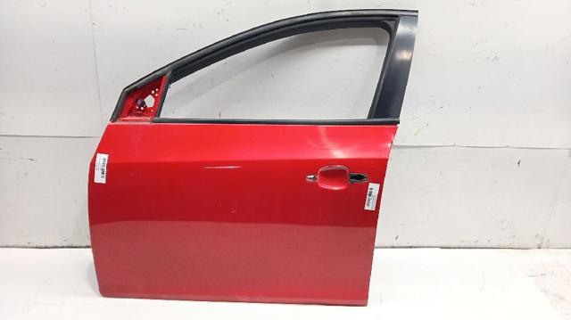 Porta dianteira esquerda 95987757 GM