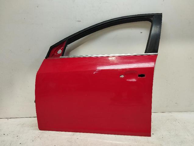 Porta dianteira esquerda 95987757 GM
