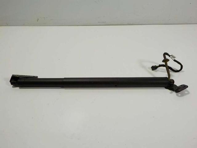 95B827851B Porsche