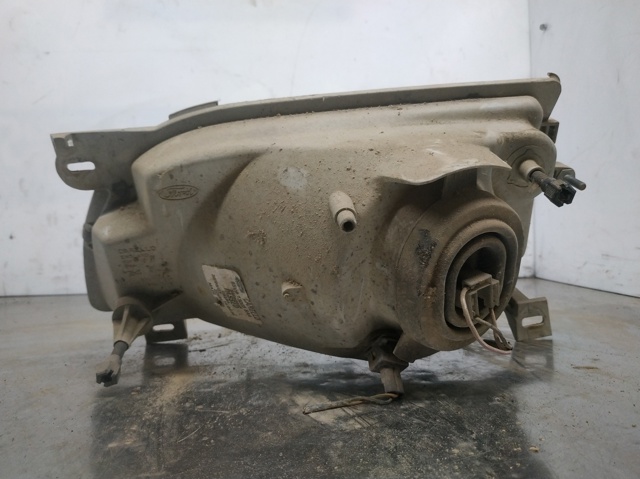 Luz direita 95VB13005SAA FORD