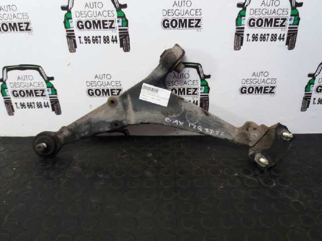 Braço oscilante inferior esquerdo de suspensão dianteira 96133608 PEUGEOT