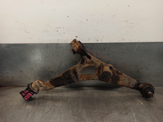 Braço oscilante inferior direito de suspensão dianteira 96133609 PEUGEOT