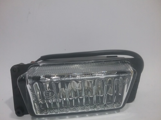 Luzes de nevoeiro esquerdas 96162110 VAG