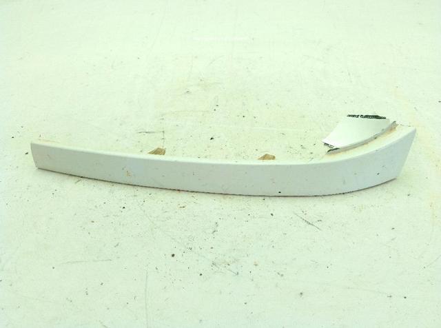Ripa (placa sobreposta) da luz esquerda 9618254677 PEUGEOT