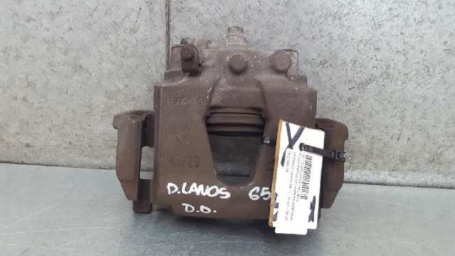 Suporte do freio dianteiro direito 96226978 GM