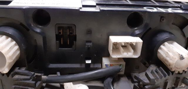 Unidade de controlo dos modos de aquecimento/condicionamento 96242969 GM