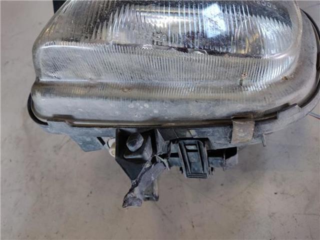 Luzes de nevoeiro esquerdas 9625306480 PEUGEOT
