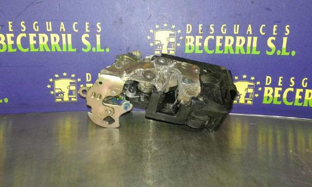 Fecho da porta dianteira esquerda 96272640 GM