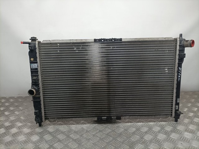 Radiador de esfriamento de motor 96273596 GM